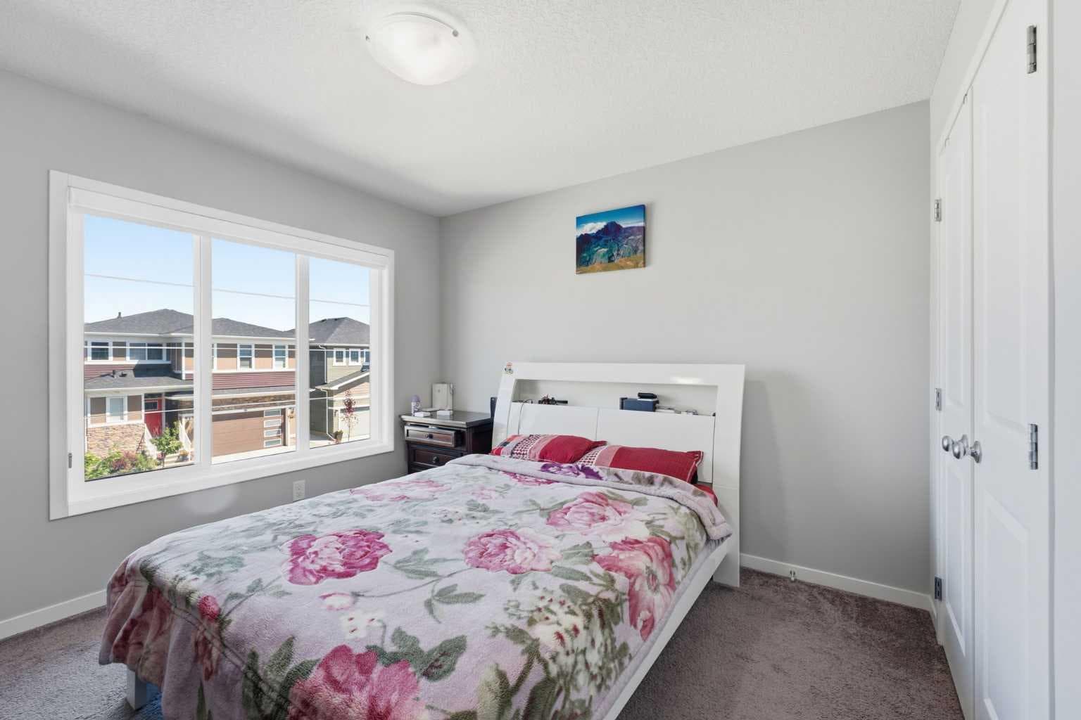 78 Red Sky Road NE