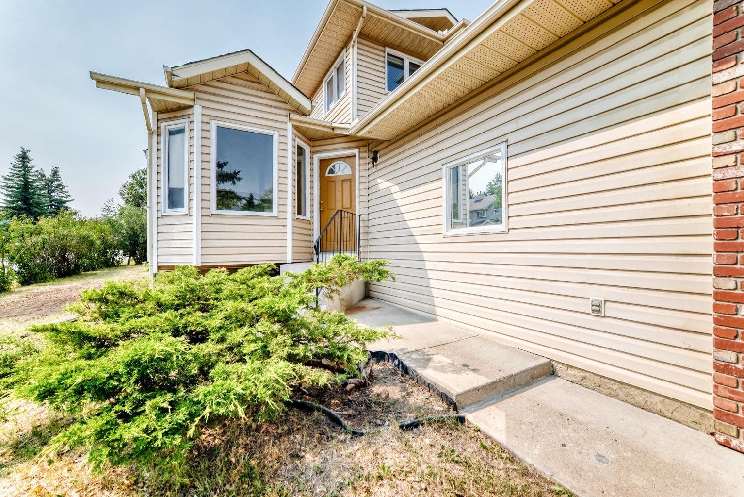 434 Millrise Drive SW