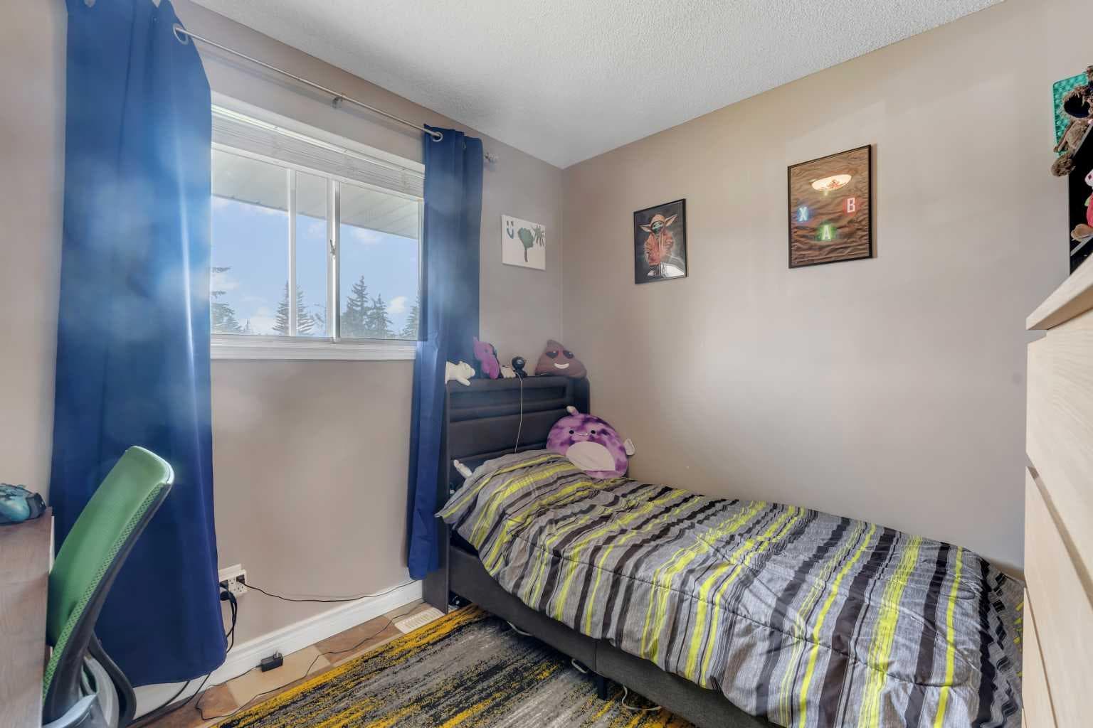 112 Penmeadows Close SE