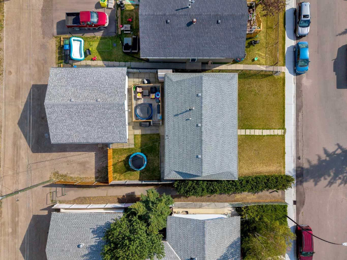 112 Penmeadows Close SE