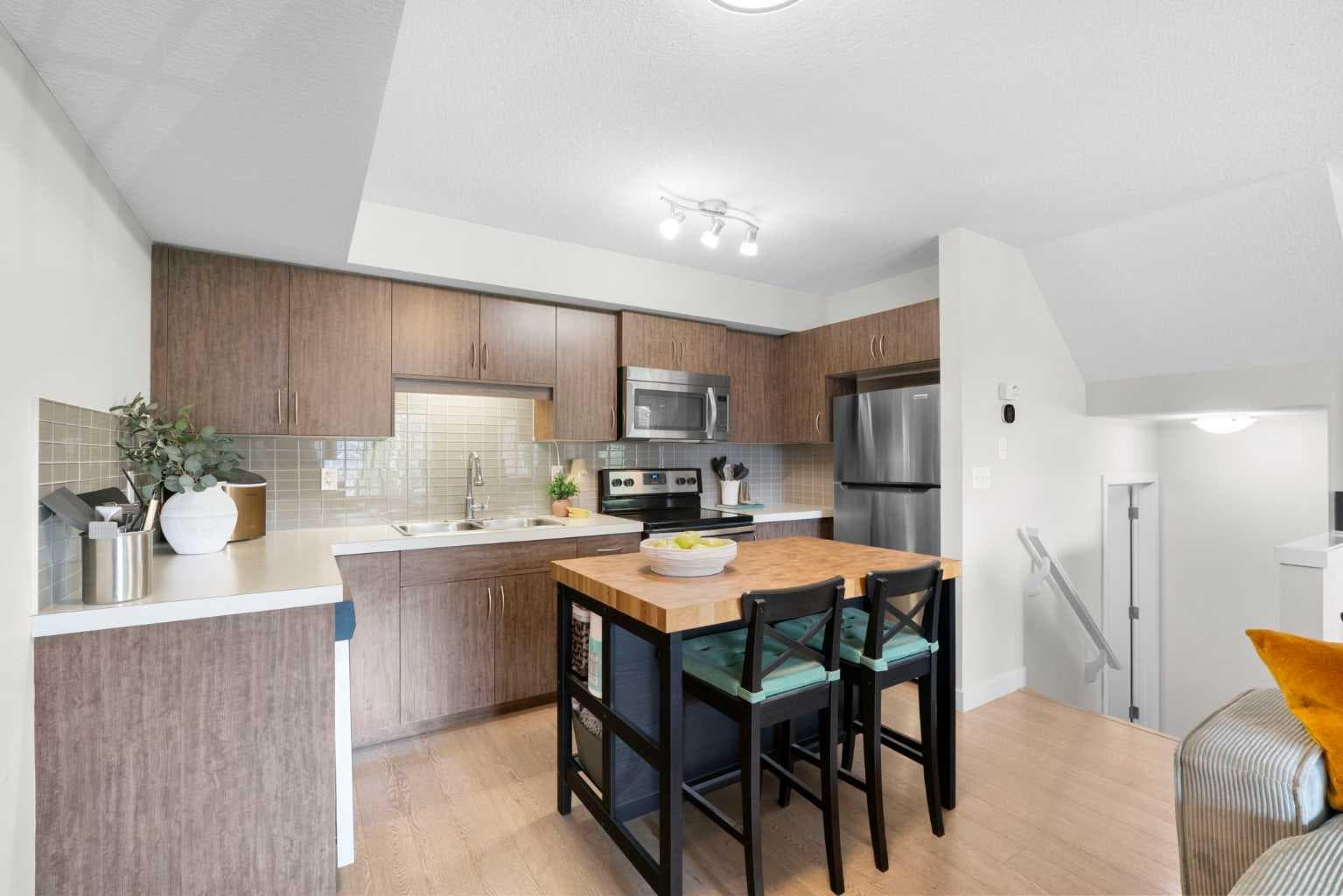 1205, 250 Sage Valley Road NW