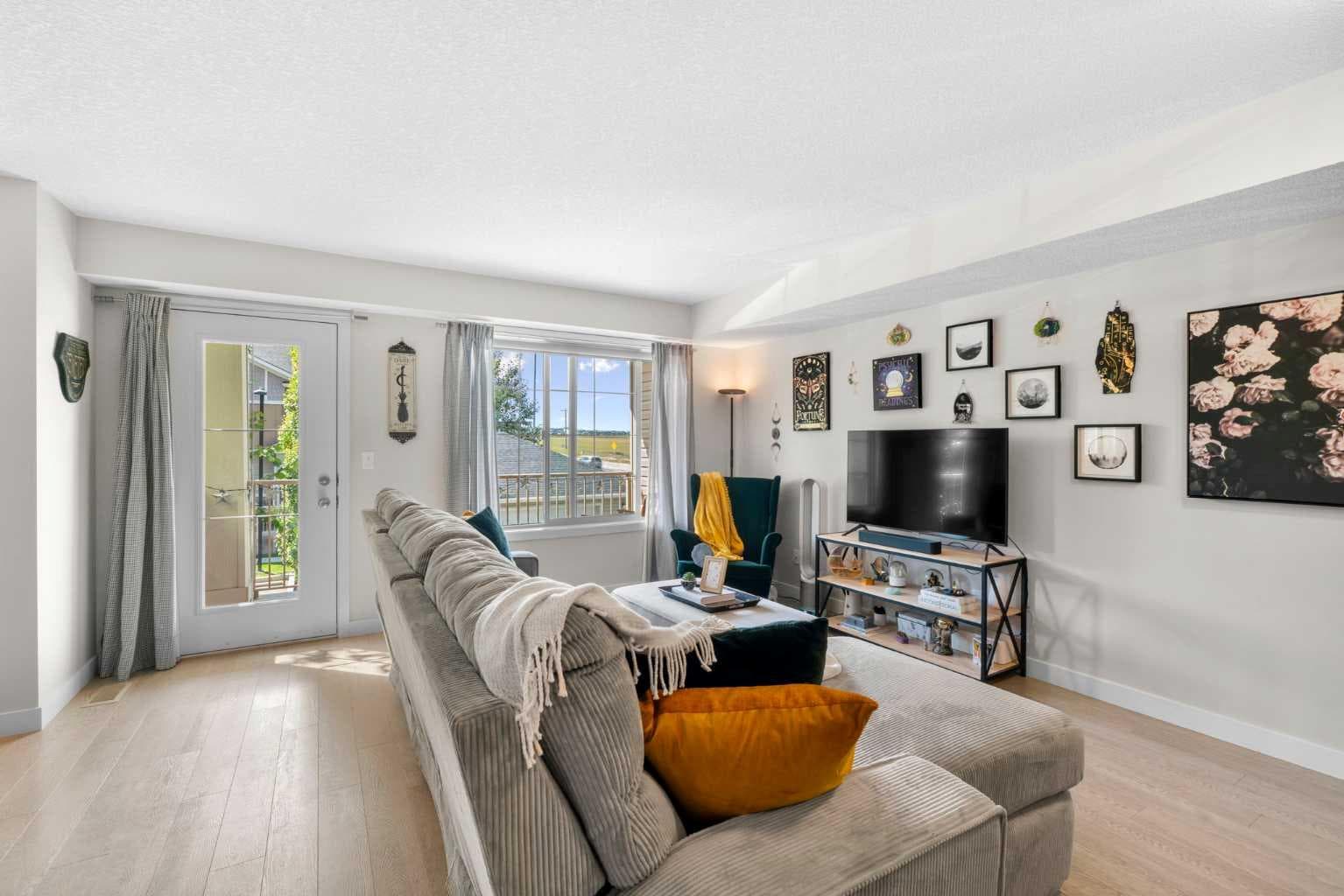 1205, 250 Sage Valley Road NW
