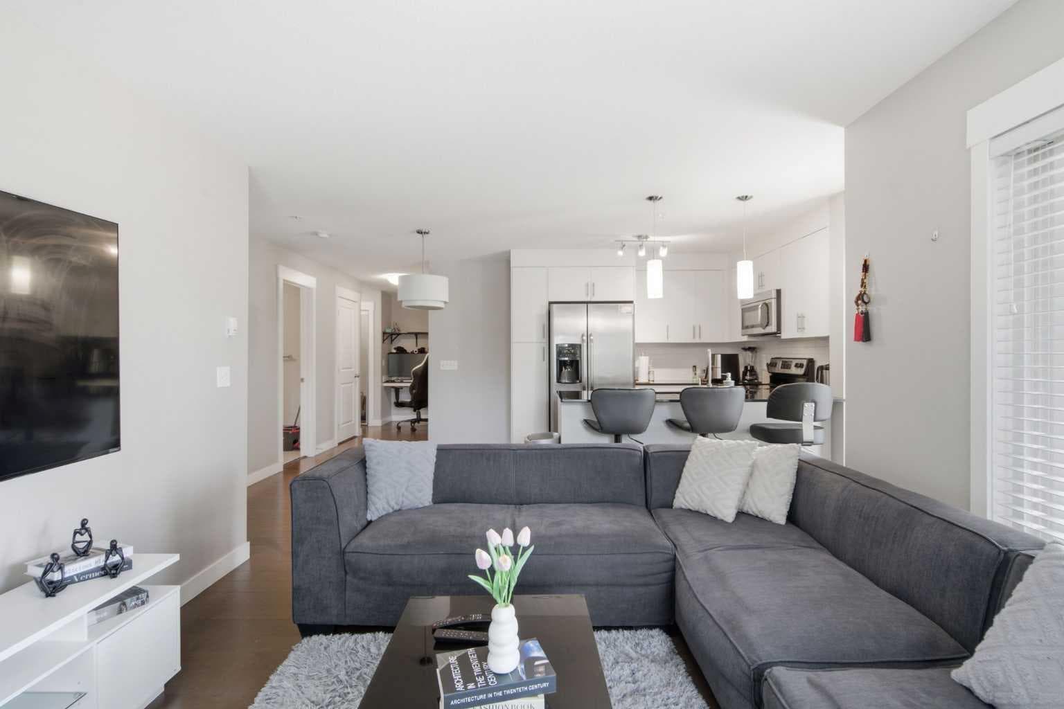 2206, 240 Skyview Ranch Road NE