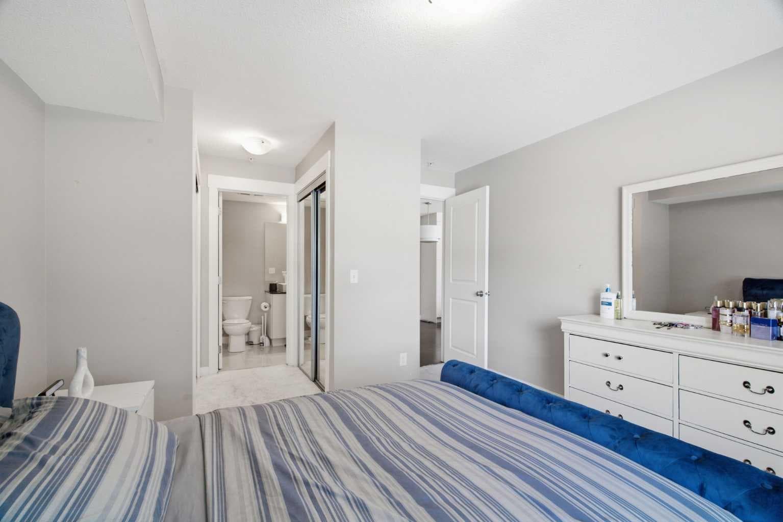 2206, 240 Skyview Ranch Road NE