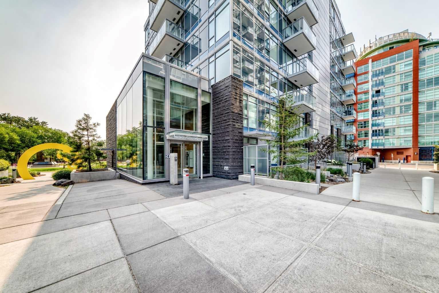 803, 118 Waterfront Court SW