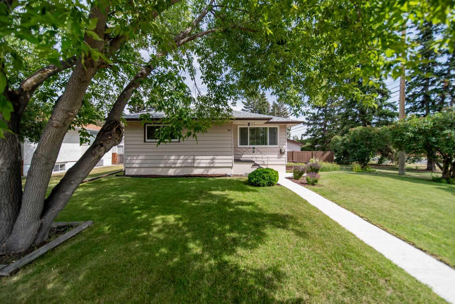 84 Waterloo Drive SW