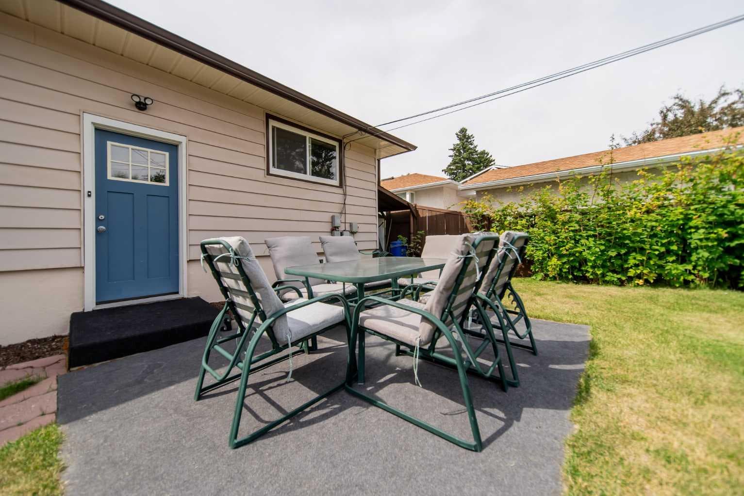 84 Waterloo Drive SW
