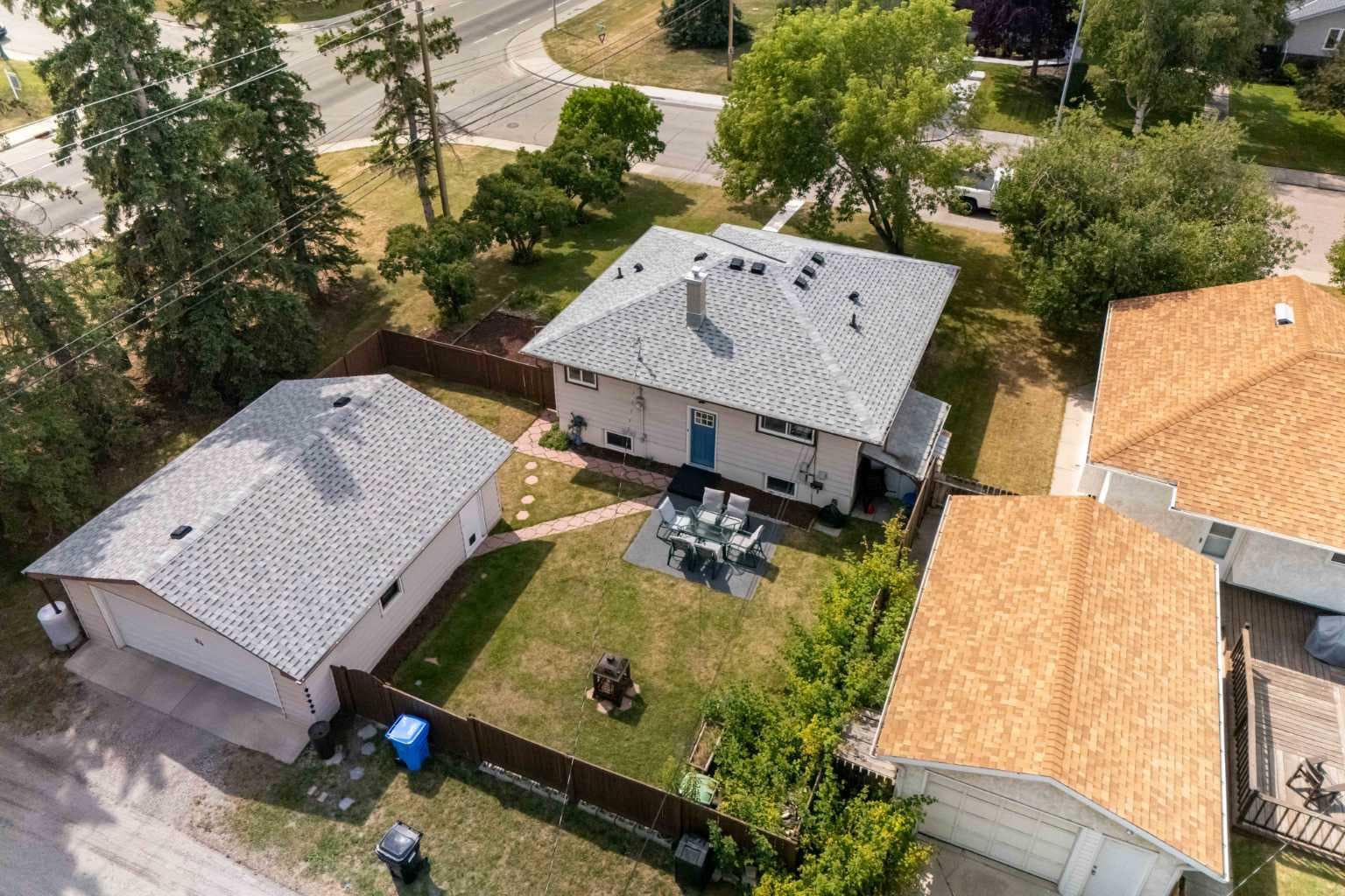 84 Waterloo Drive SW