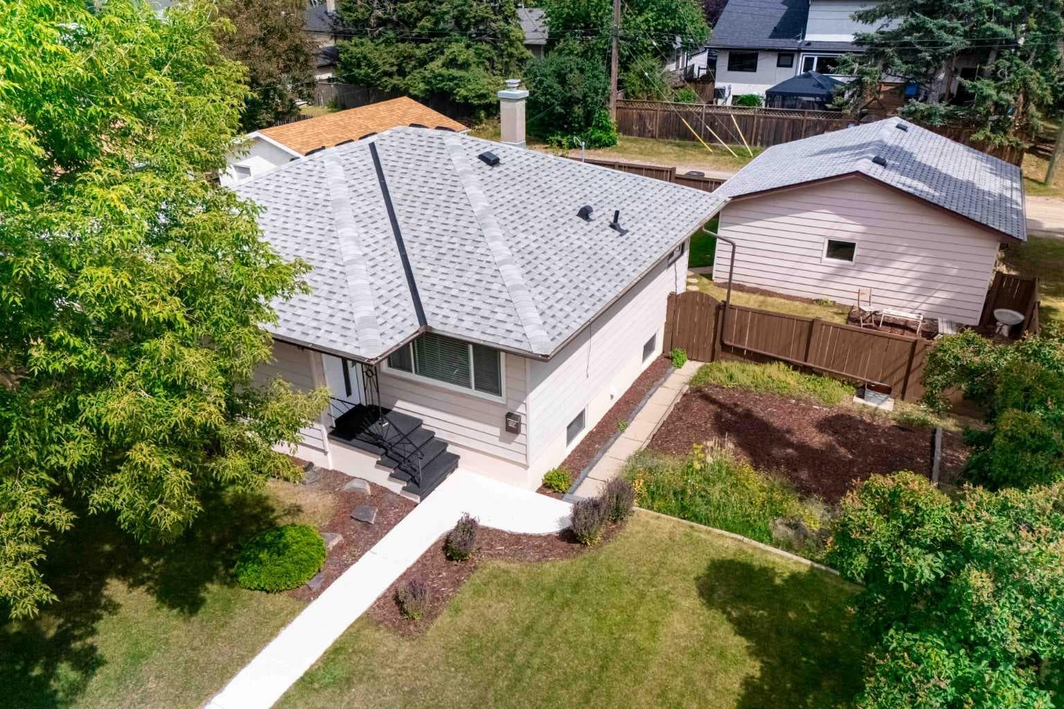 84 Waterloo Drive SW