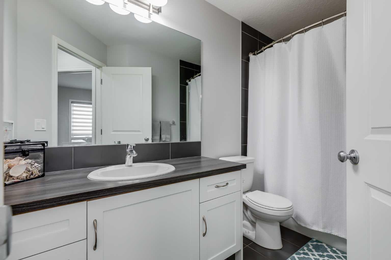 540 Evanston Link NW