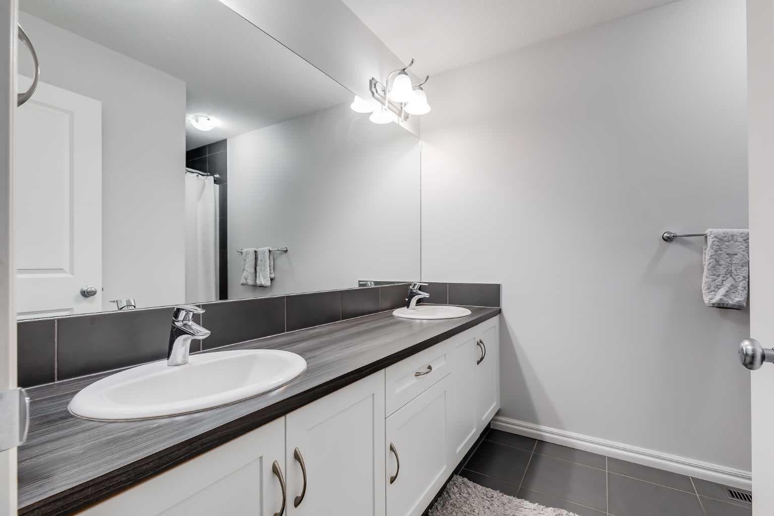 540 Evanston Link NW