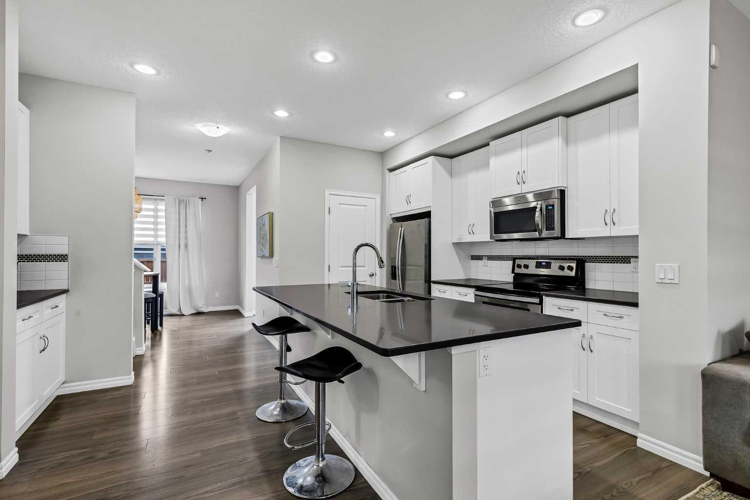 540 Evanston Link NW