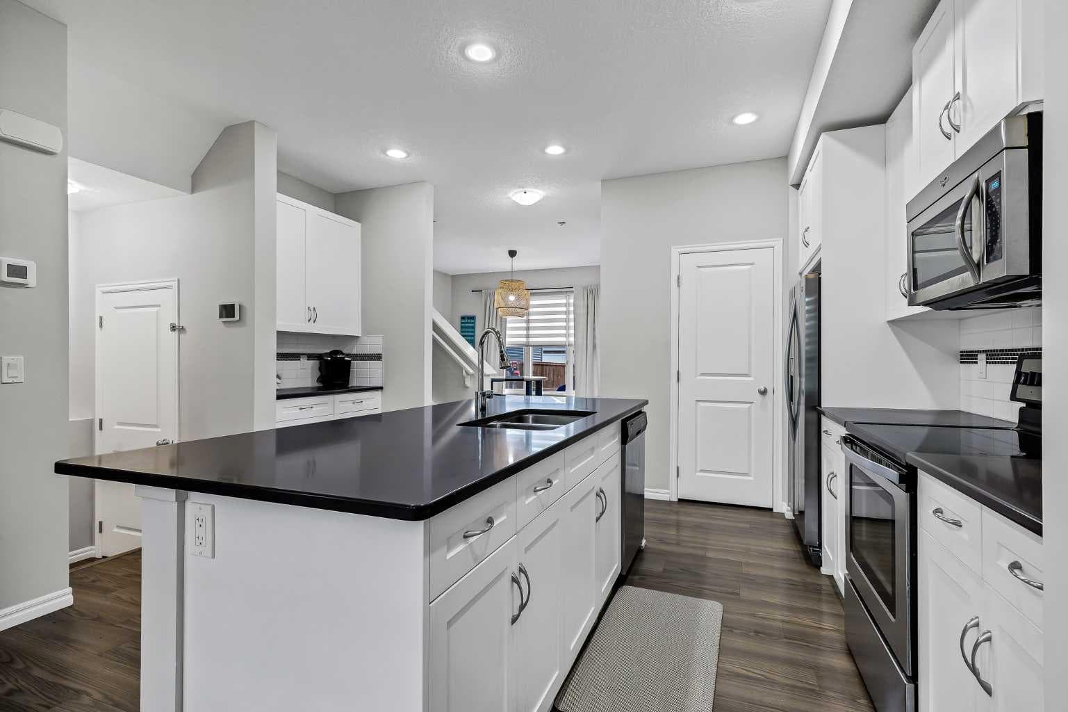 540 Evanston Link NW