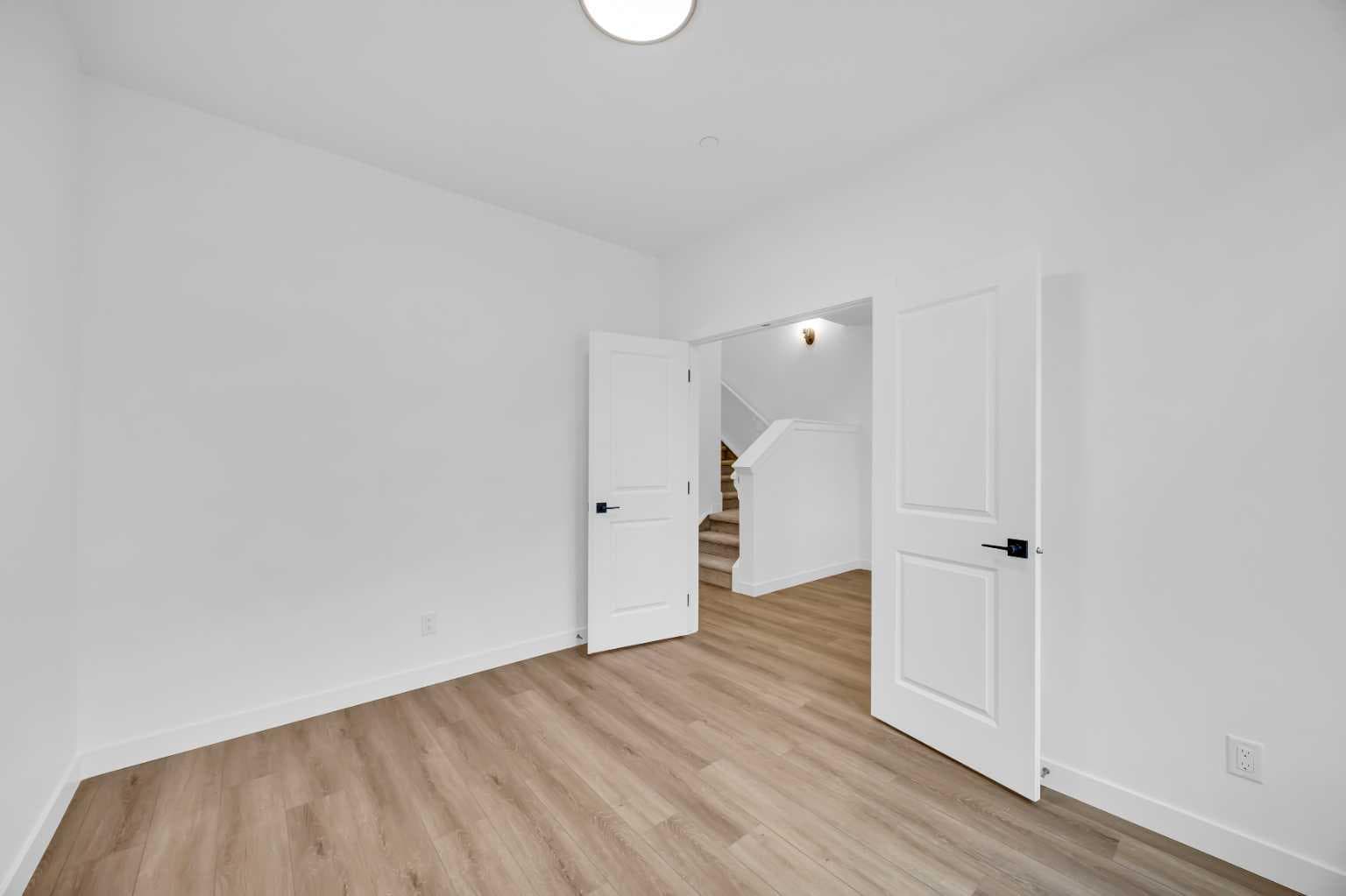 45 Hotchkiss Gardens SE
