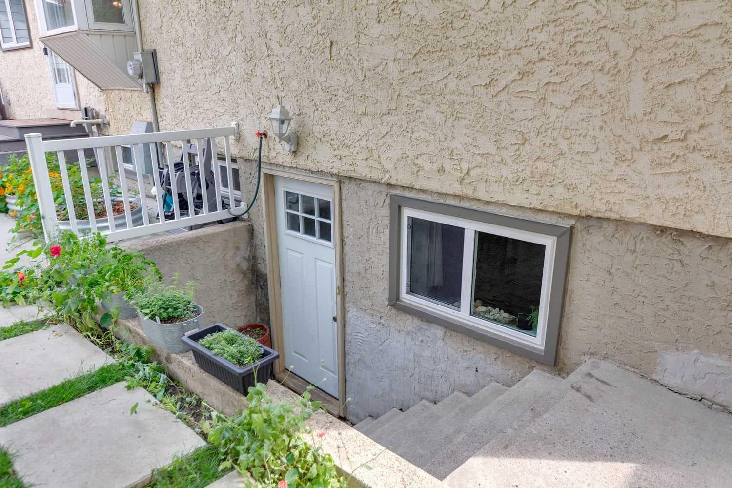 107 Bermuda Drive NW