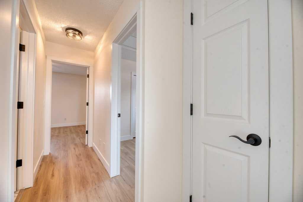 20 Taracove Crescent NE