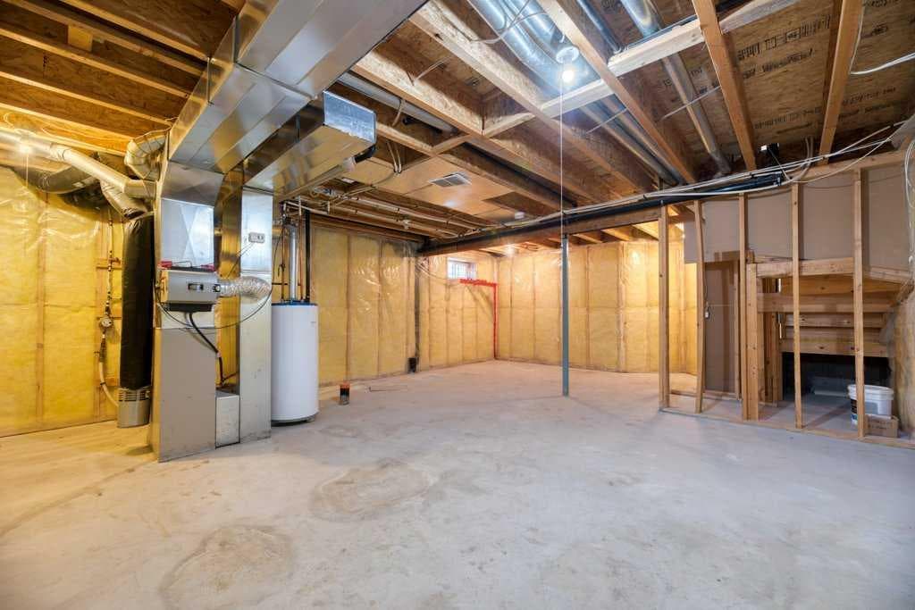 20 Taracove Crescent NE