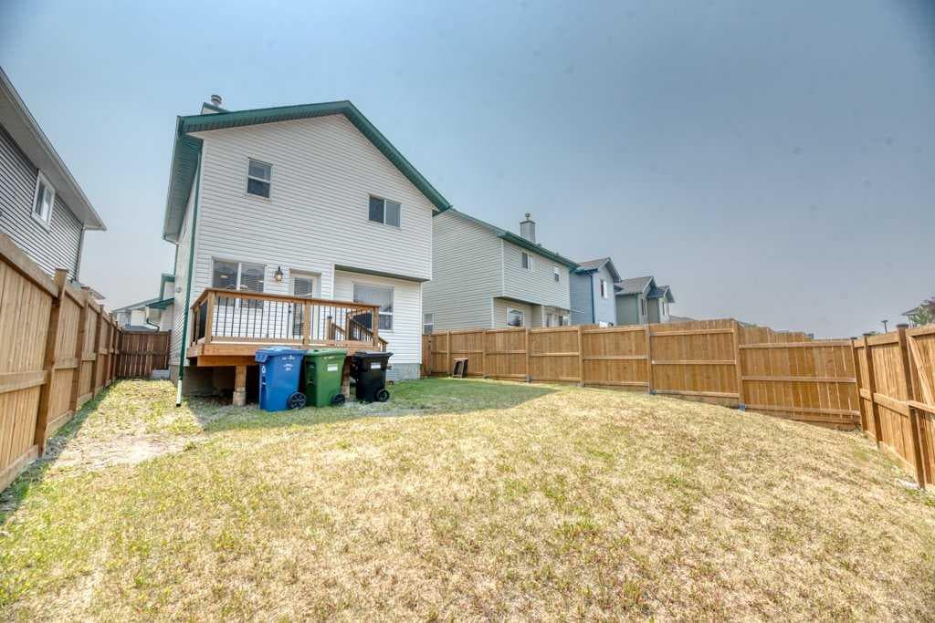 20 Taracove Crescent NE