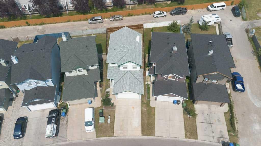 20 Taracove Crescent NE