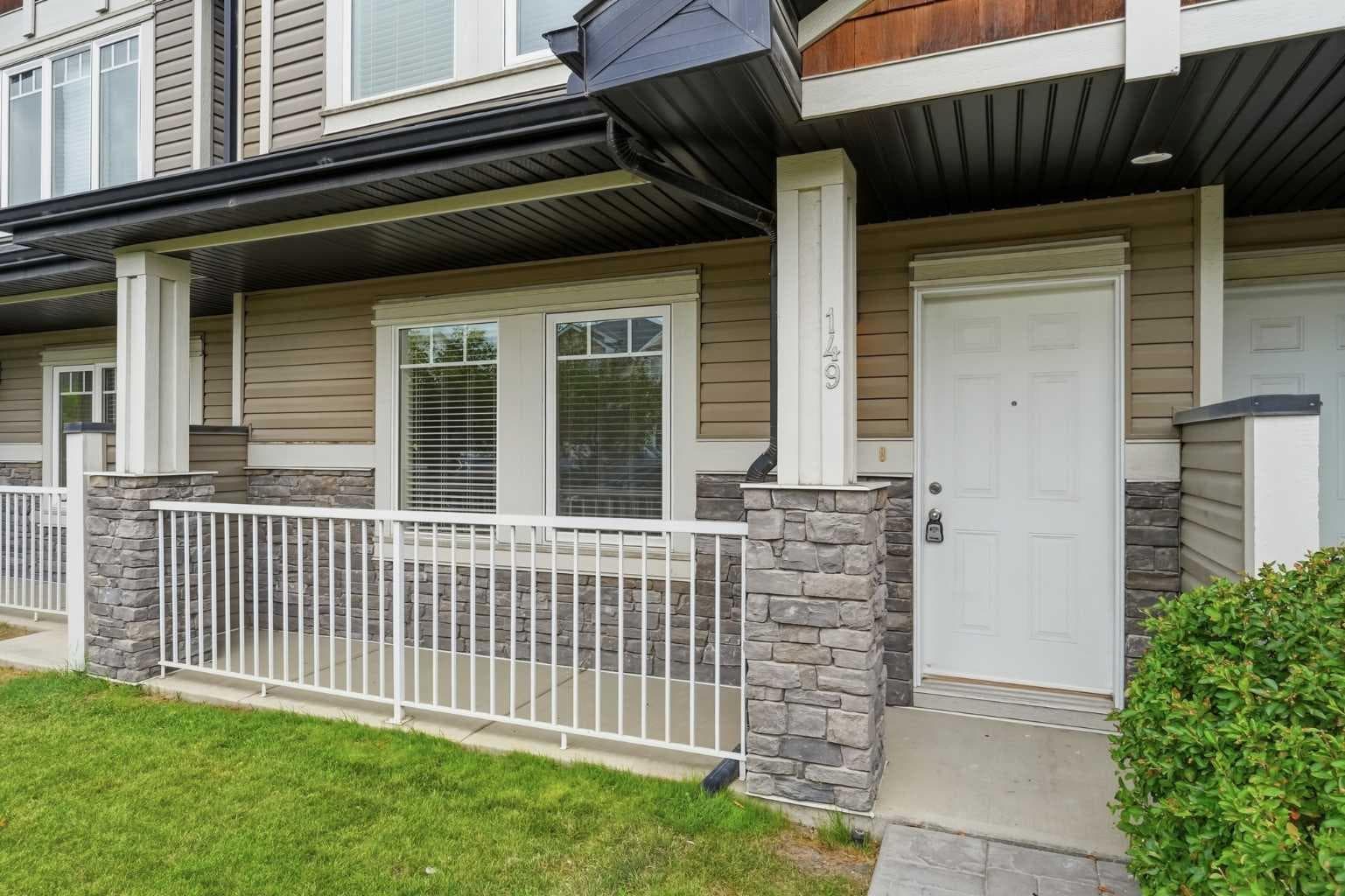 149 Prestwick Villas SE