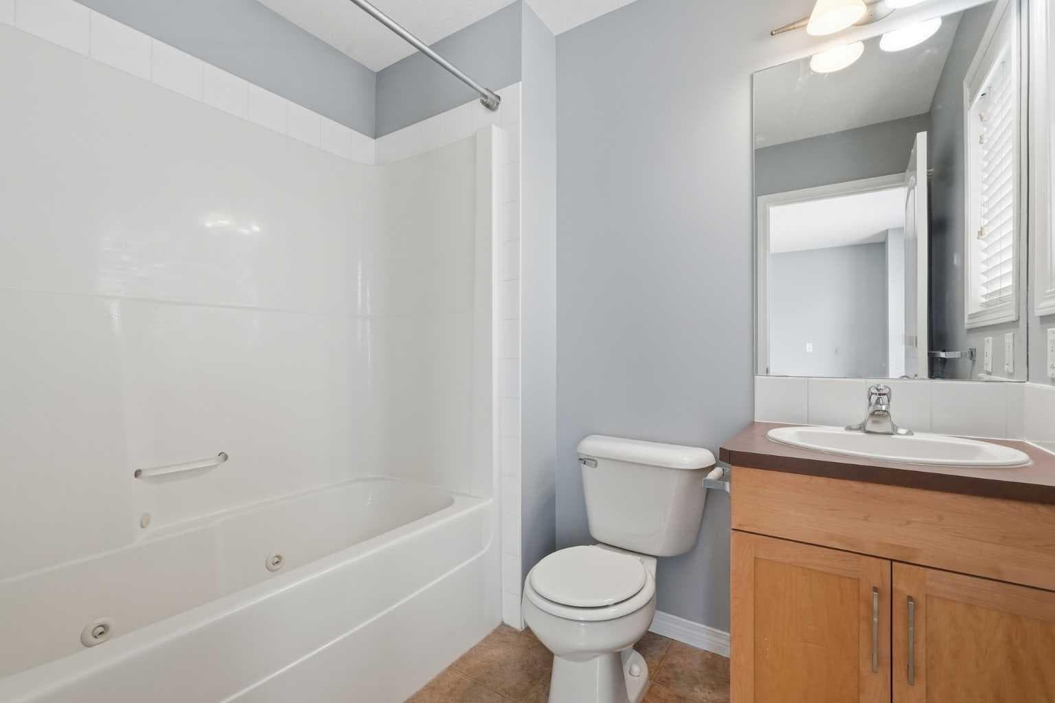 149 Prestwick Villas SE
