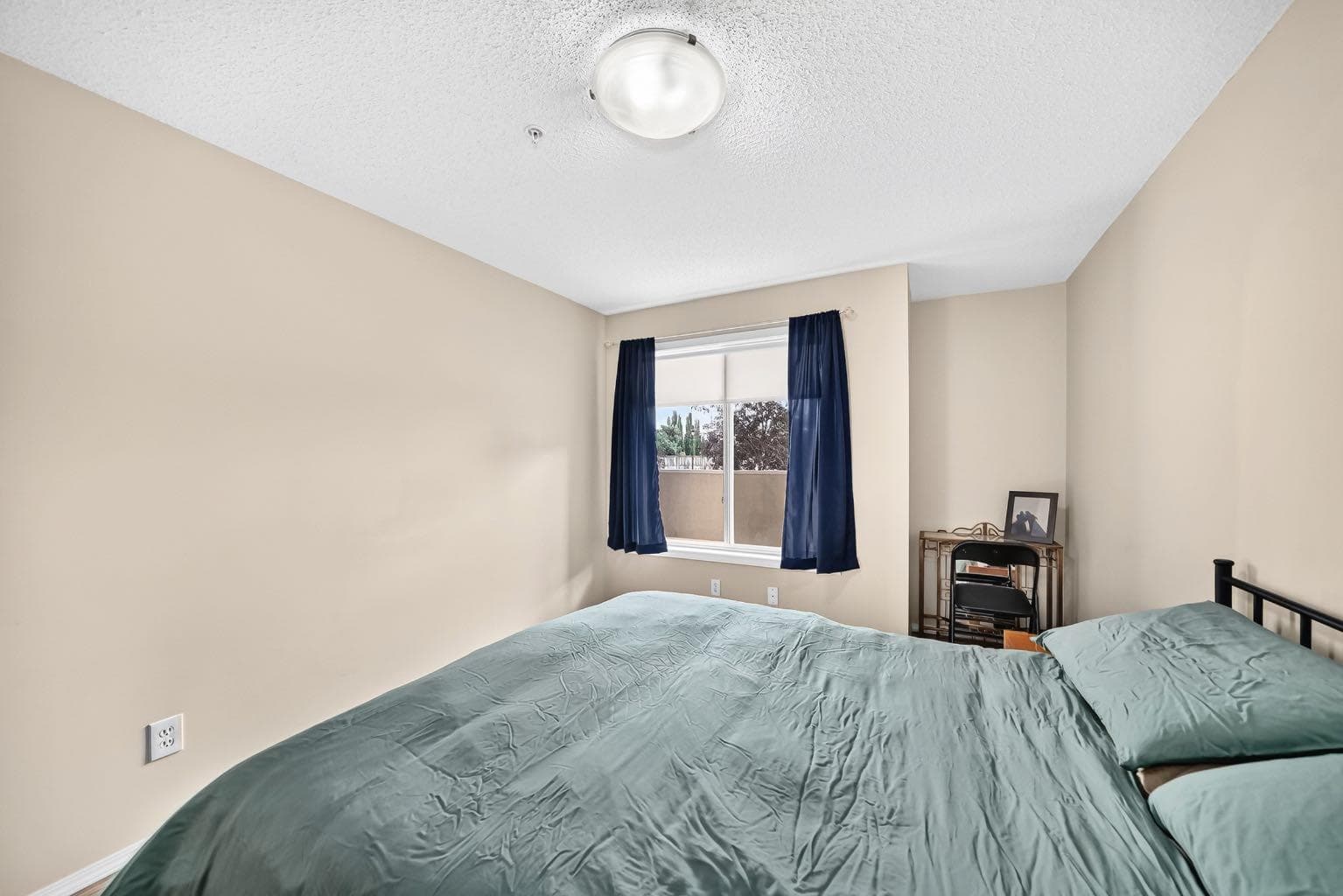 2133, 700 Willowbrook Road NW