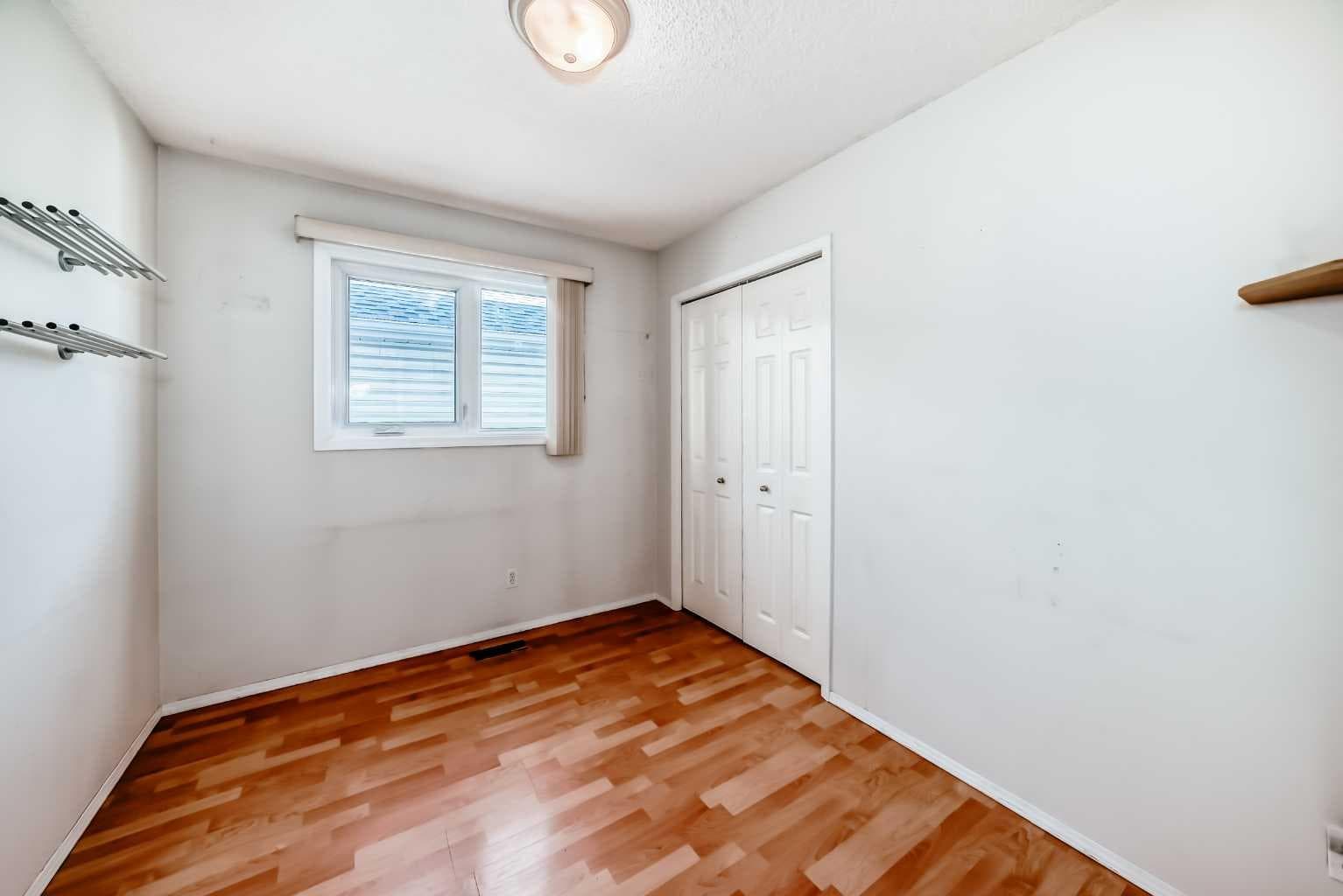 243 Erin Meadow Close 