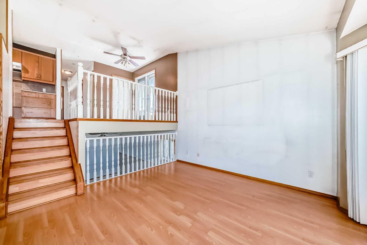 243 Erin Meadow Close 