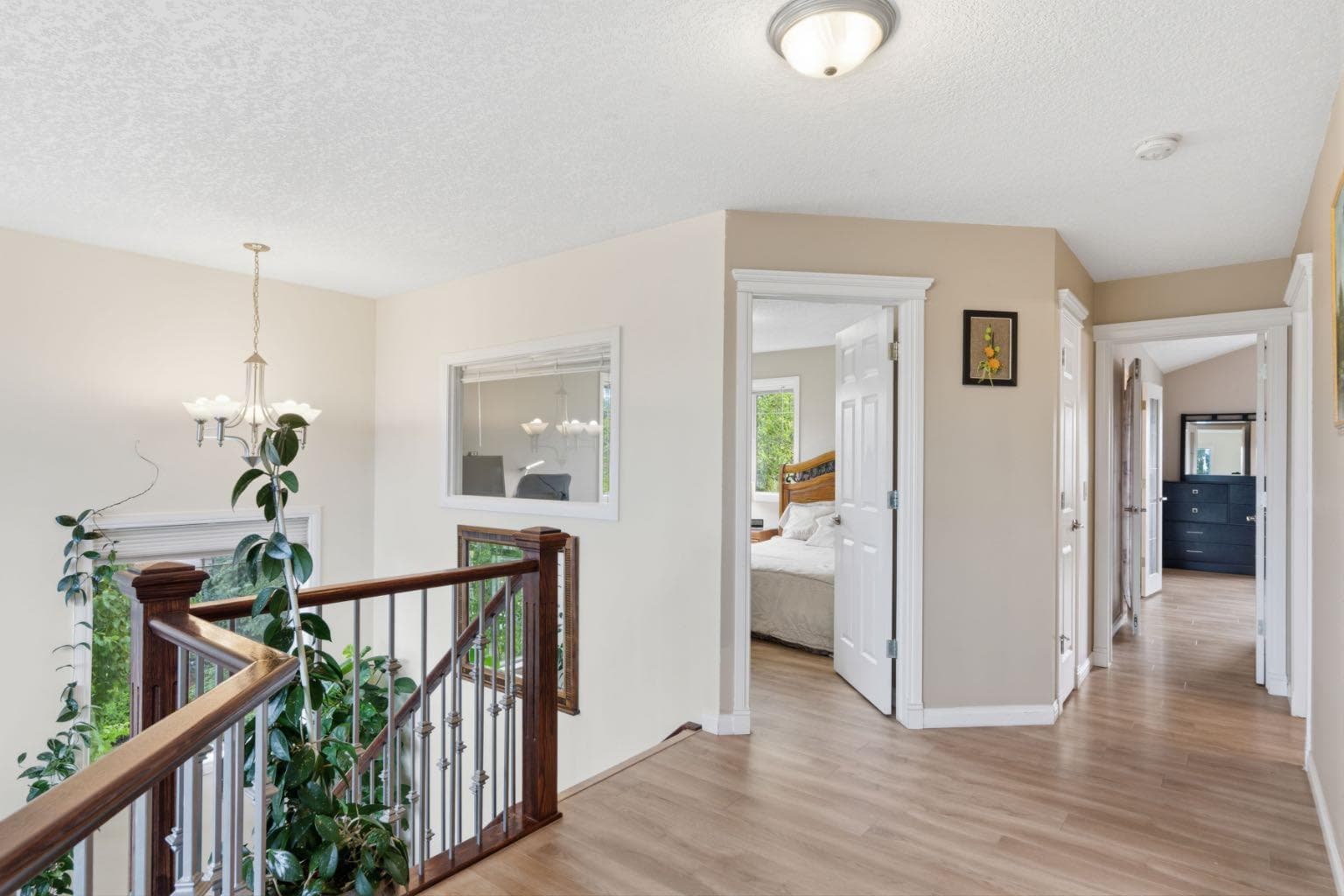 21 Royal Ridge Hill NW