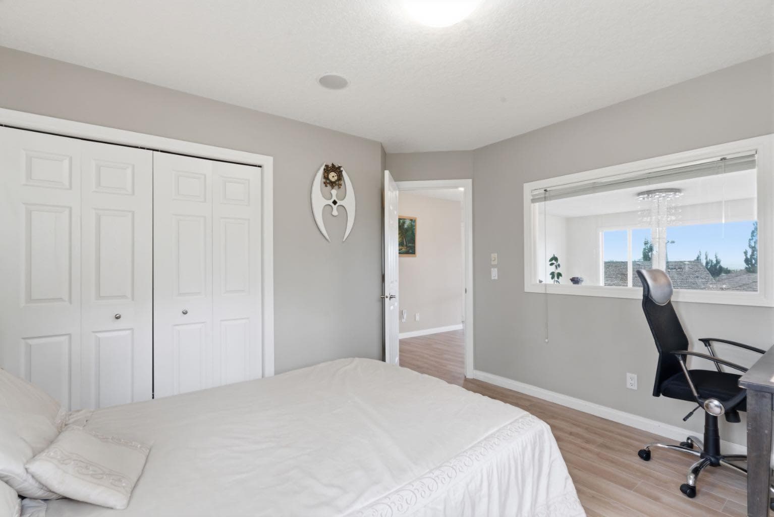 21 Royal Ridge Hill NW