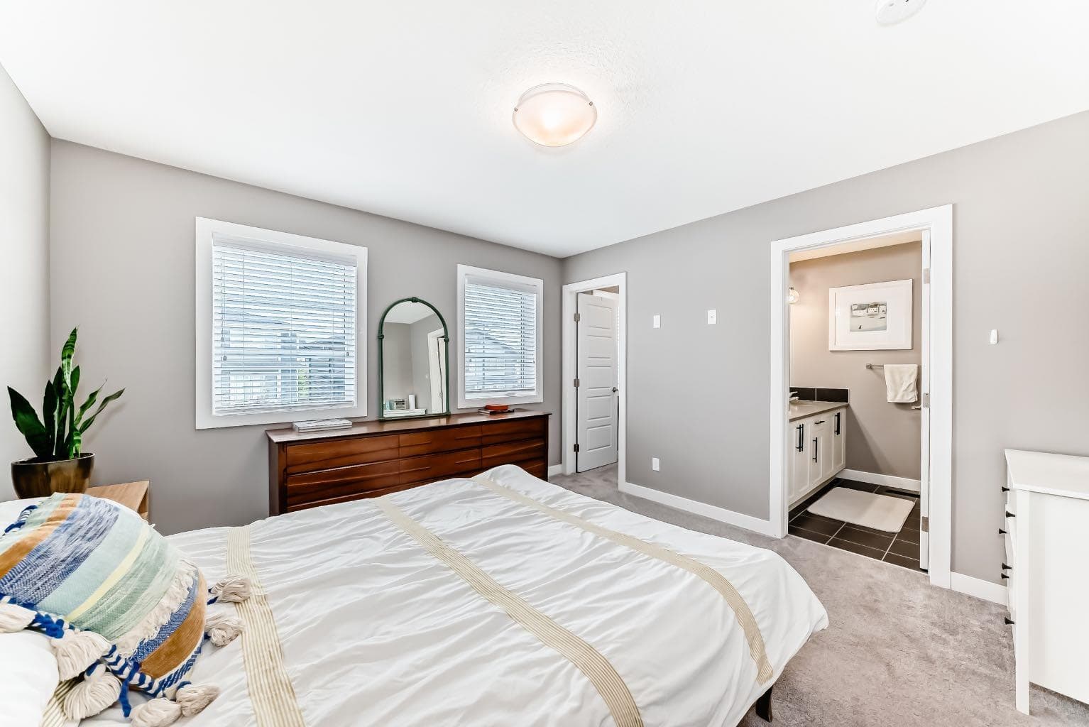 38 Precedence Glen 