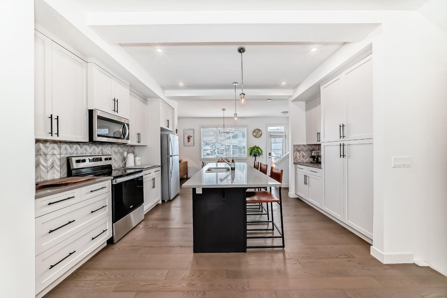 38 Precedence Glen 