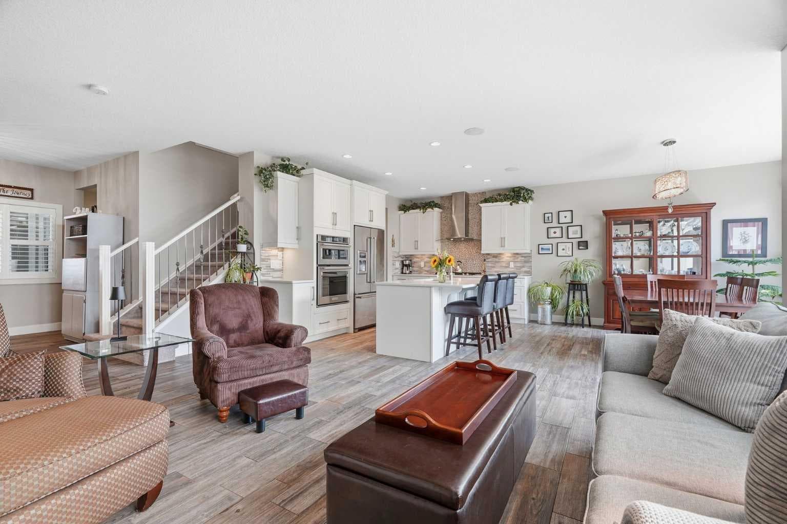 27 Sundown Way 