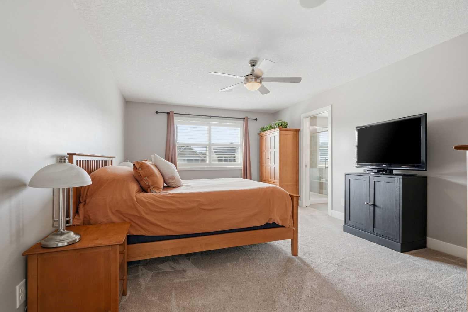 27 Sundown Way 
