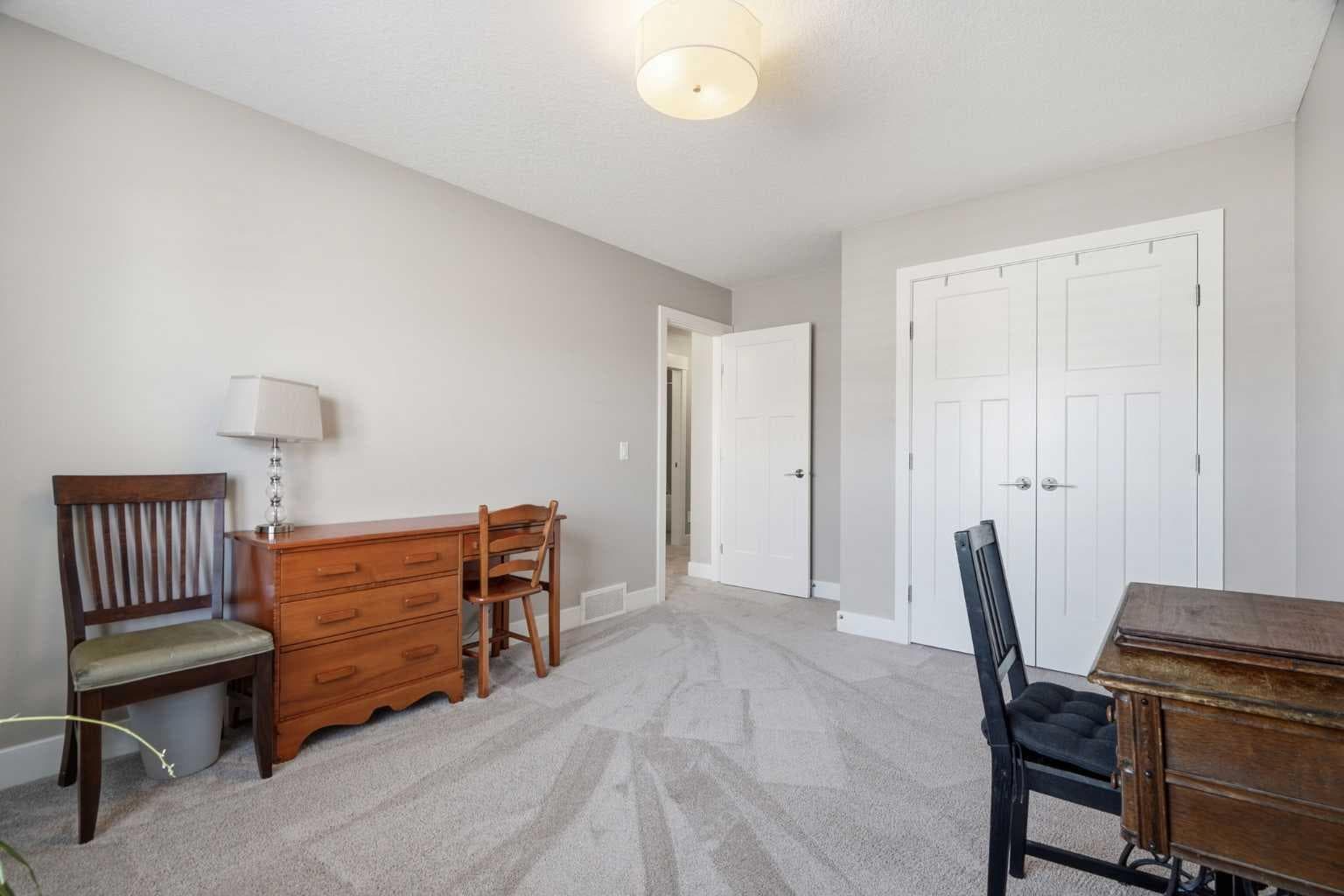 27 Sundown Way 