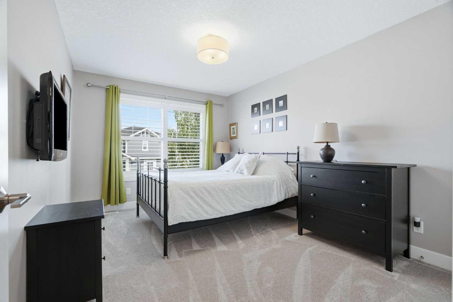 27 Sundown Way 