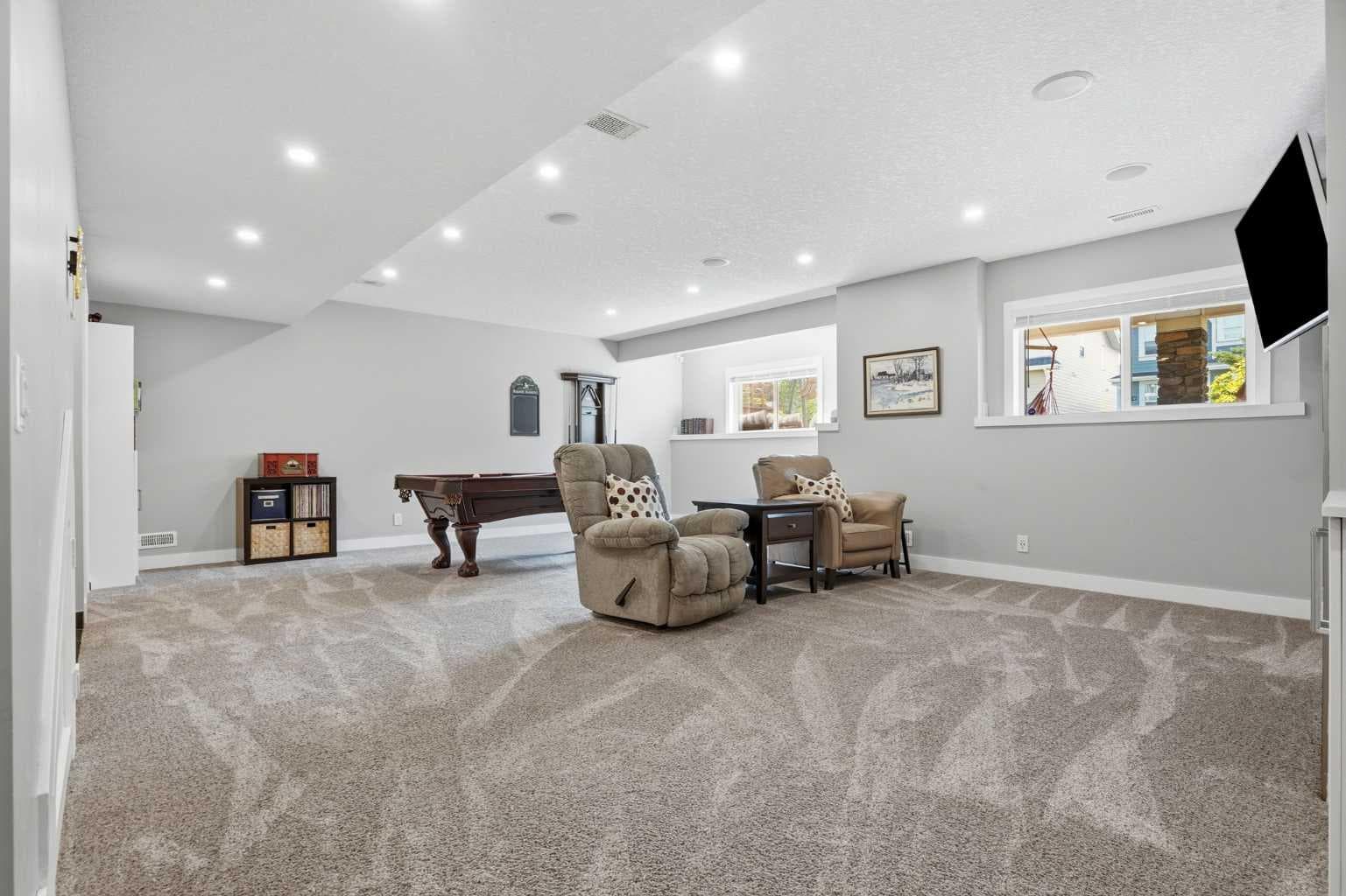 27 Sundown Way 