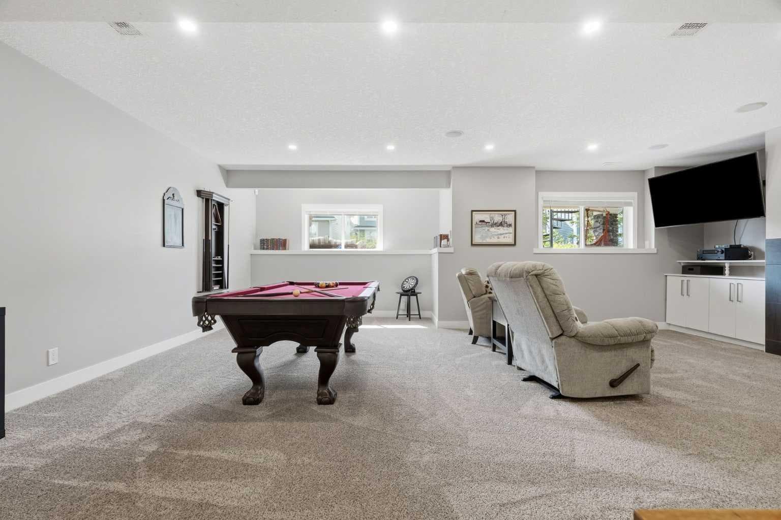 27 Sundown Way 