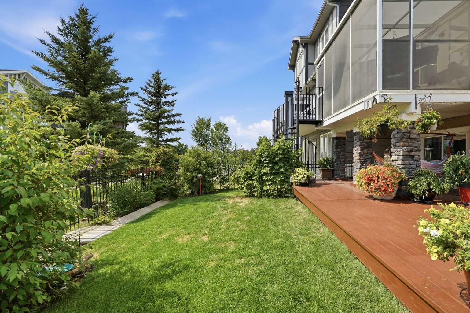 27 Sundown Way 