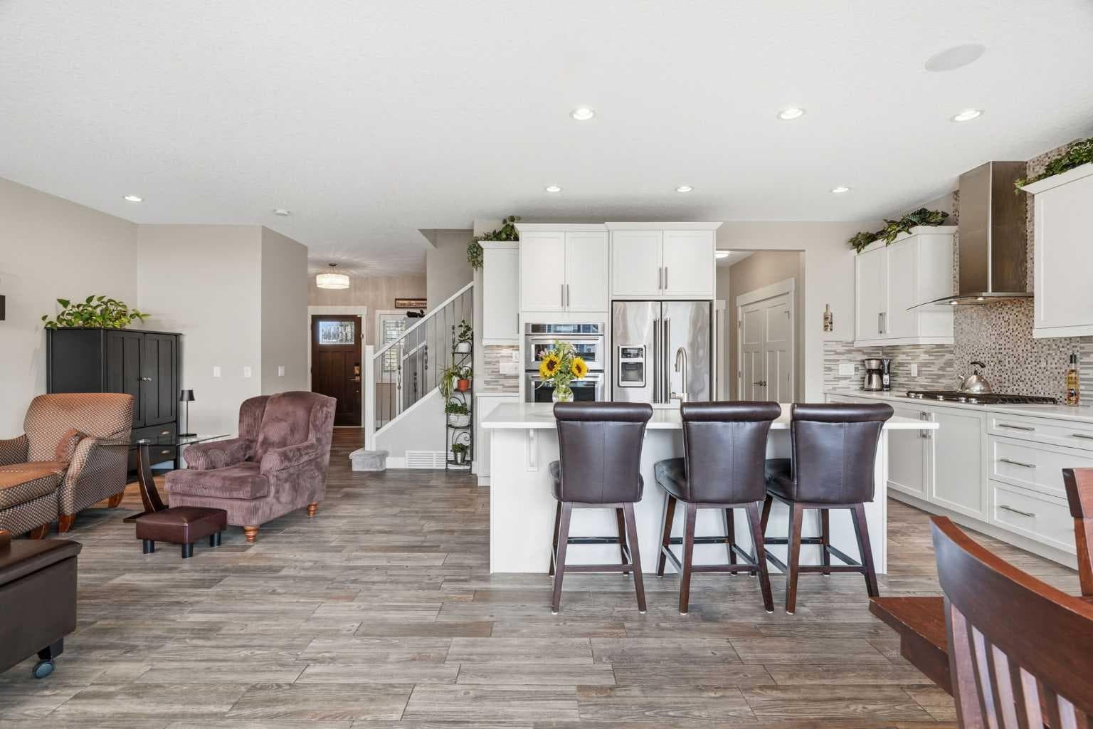27 Sundown Way 