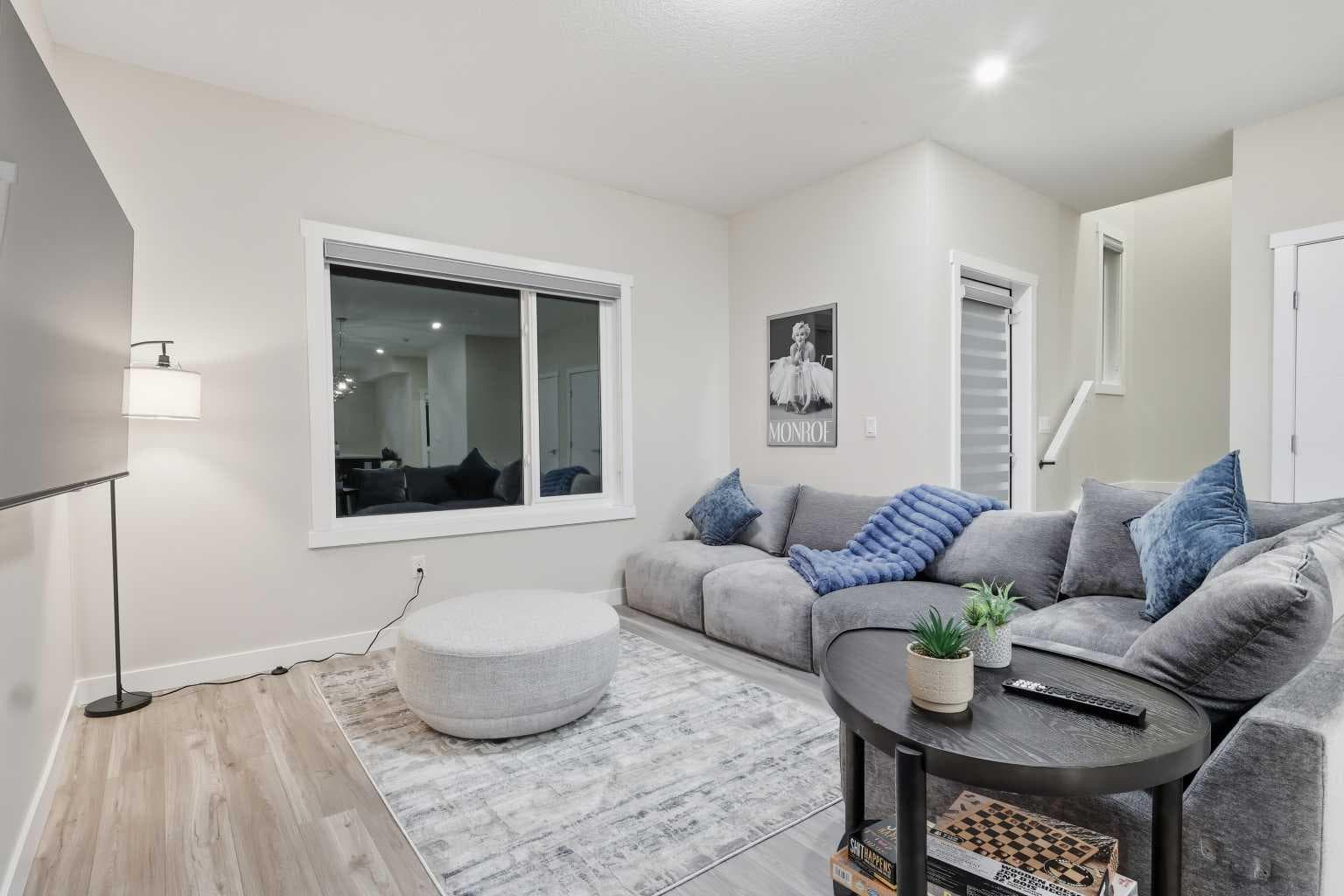 110 Red Sky Villas NE