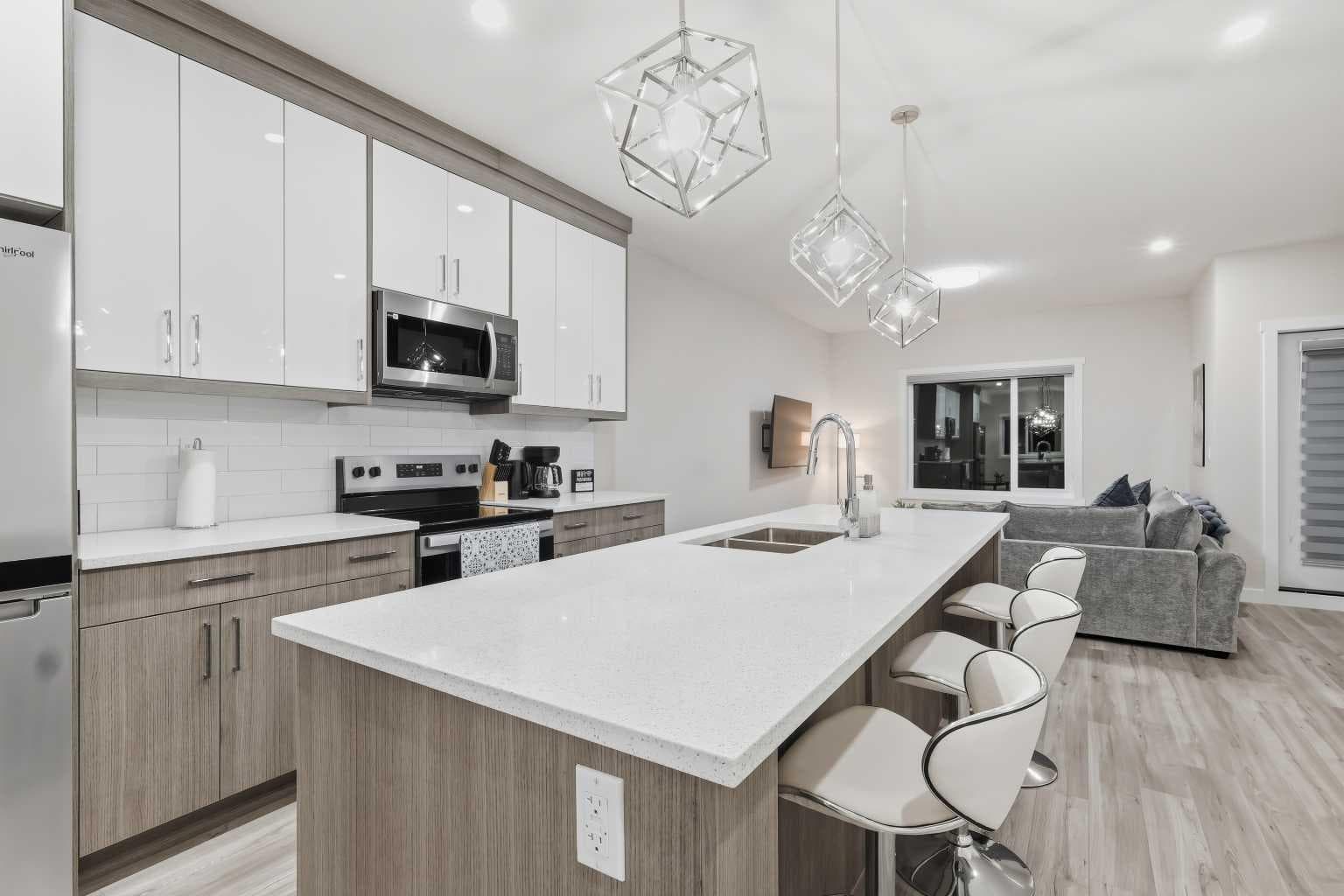 110 Red Sky Villas NE