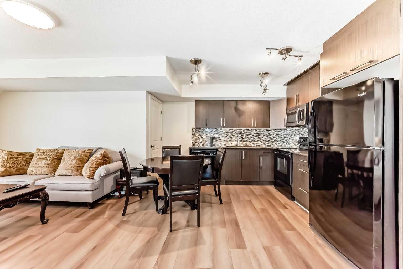 143, 300 MARINA Drive 