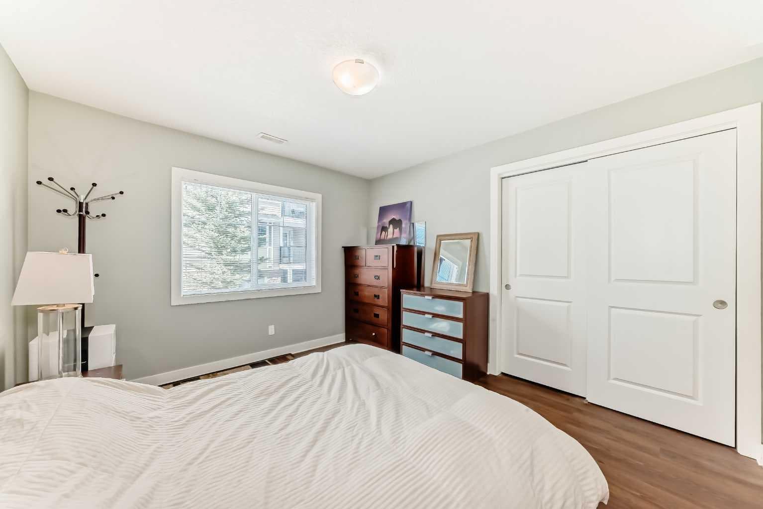 143, 300 MARINA Drive 