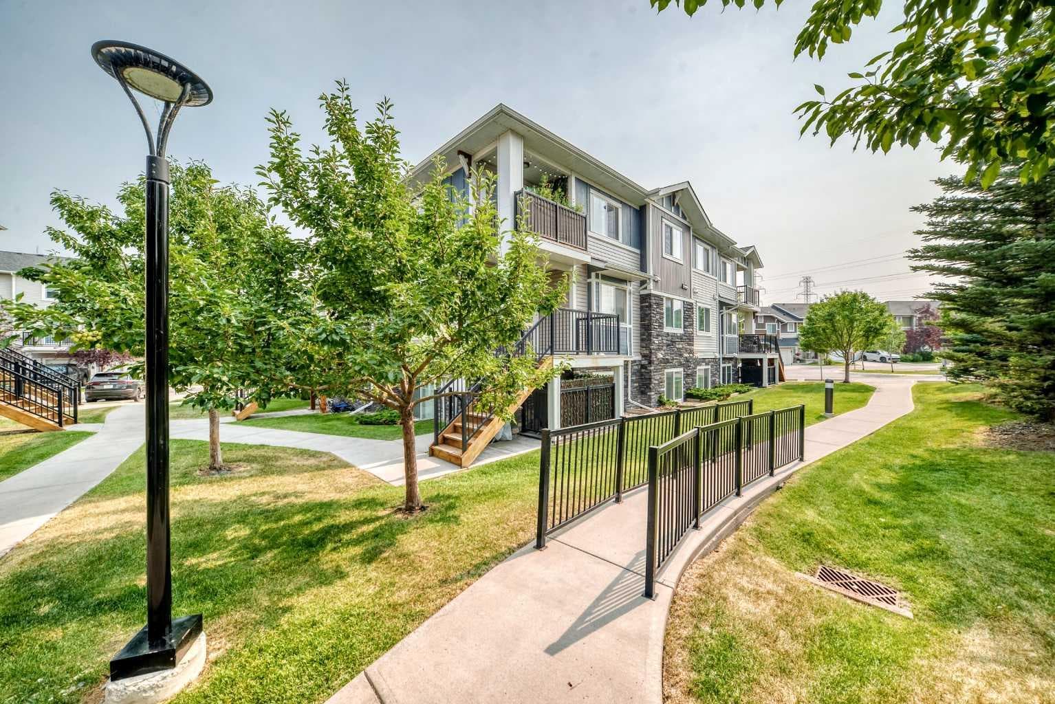 143, 300 MARINA Drive 
