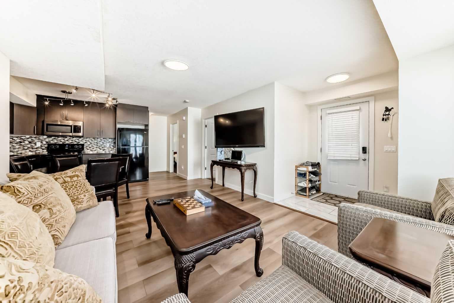 143, 300 MARINA Drive 