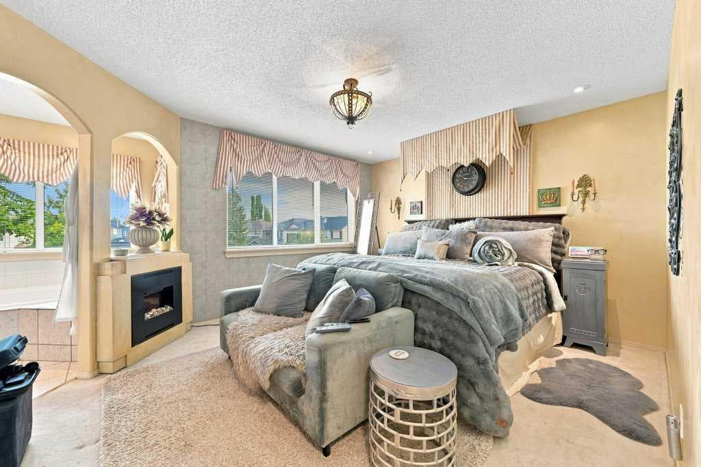 236 Chaparral Drive SE