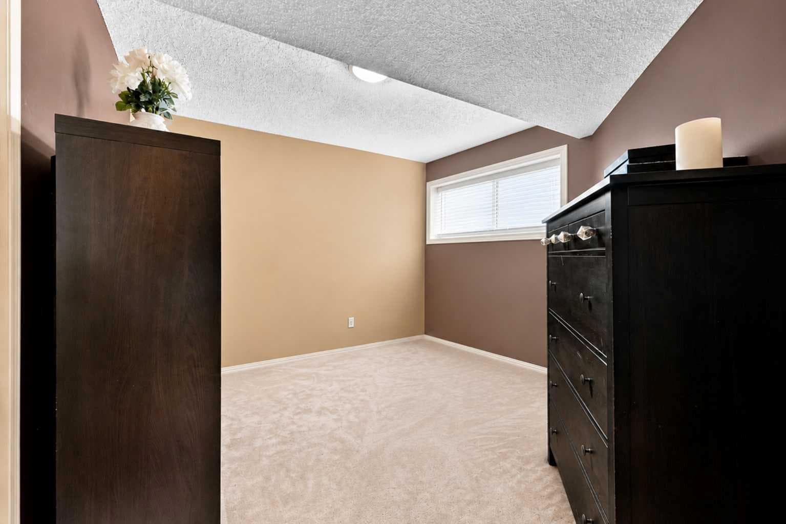 236 Chaparral Drive SE
