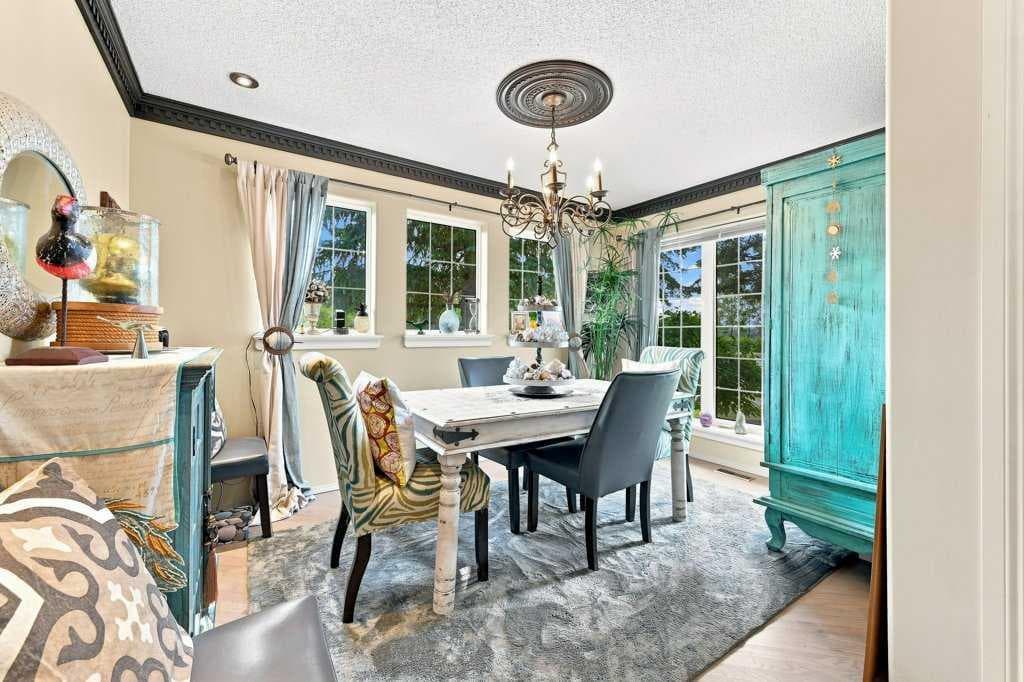 236 Chaparral Drive SE