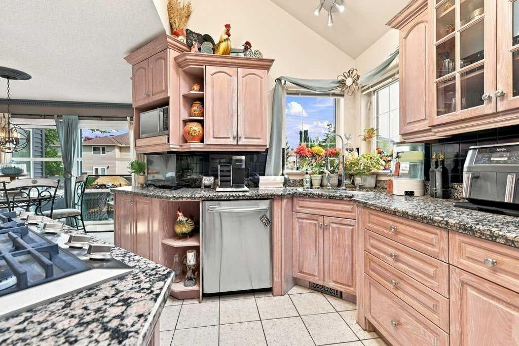 236 Chaparral Drive SE